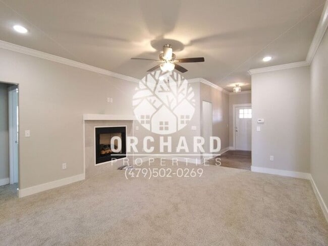 Building Photo - Tontitown- Single-Family Home- 4 Bedroom A...