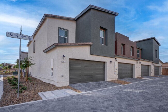 Building Photo - 7371 Craig Cv Ct