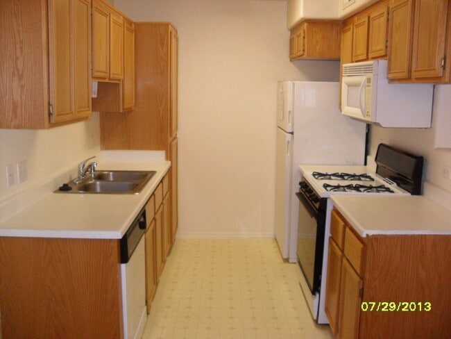 Building Photo - NLV DECATUR VILLAS #2015