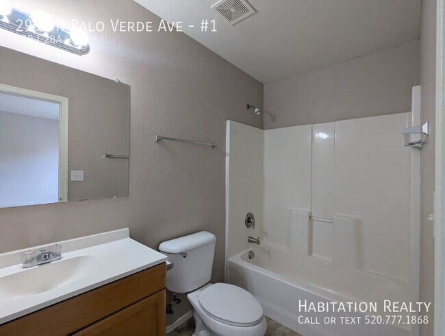 Building Photo - 2997 N Palo Verde Ave