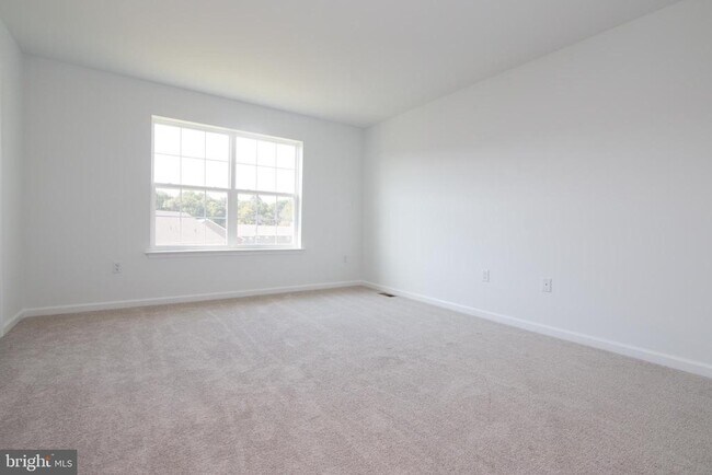 Building Photo - 1817 Shady Ln