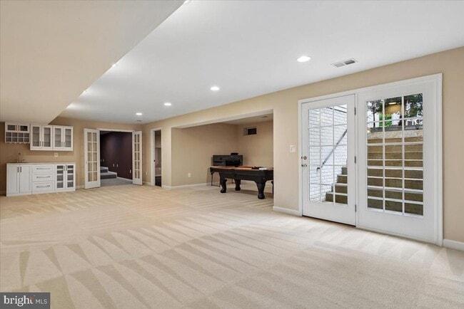 Building Photo - 42855 Chatelain Cir