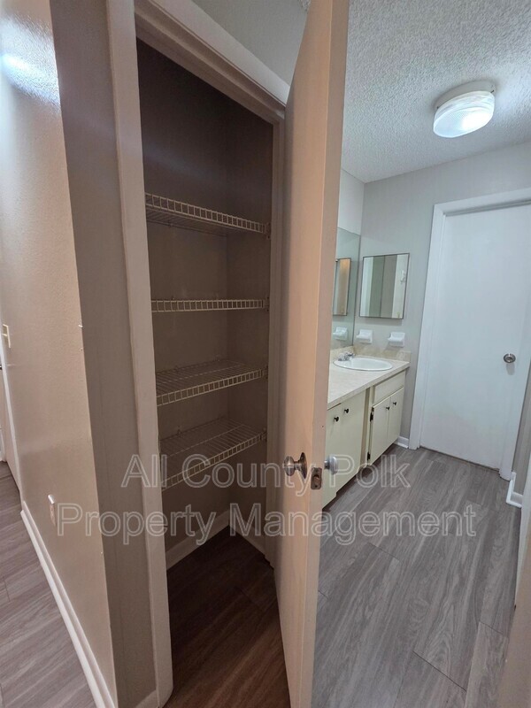 Building Photo - 1644 Crystal Park Cir