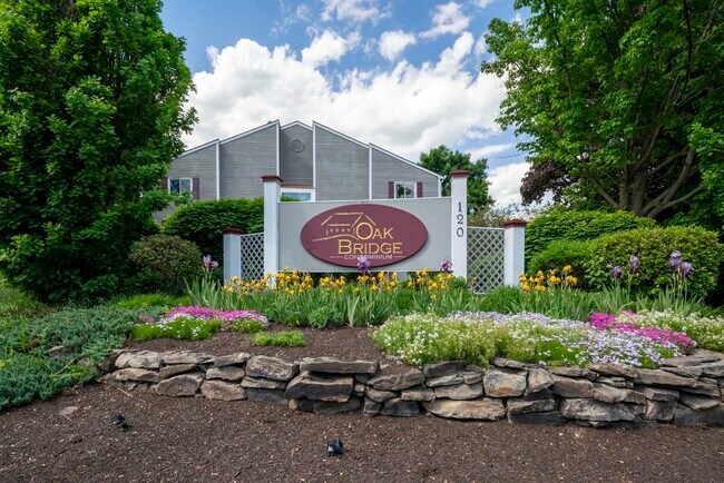 Building Photo - 120 Fisherville Rd