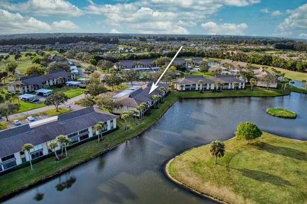 Building Photo - 33 Plantation Dr