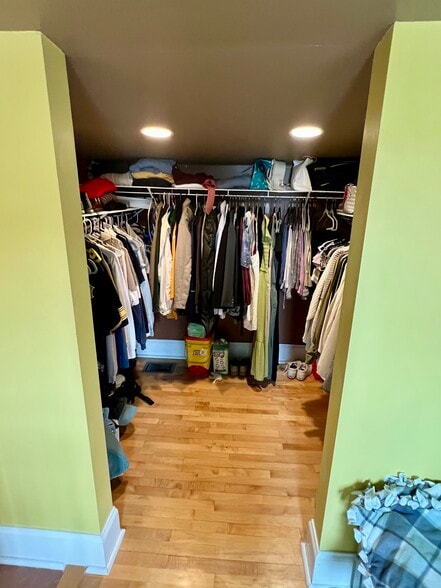Walk in closet (3rd floor) - 1714 Sarah St