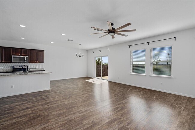 Building Photo - 13913 Sherri Berry Wy