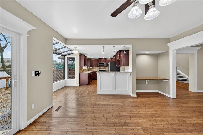 Building Photo - Gorgeous Updated Home in the Heart of Eagle Hills