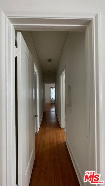 Building Photo - 635 N Plymouth Blvd