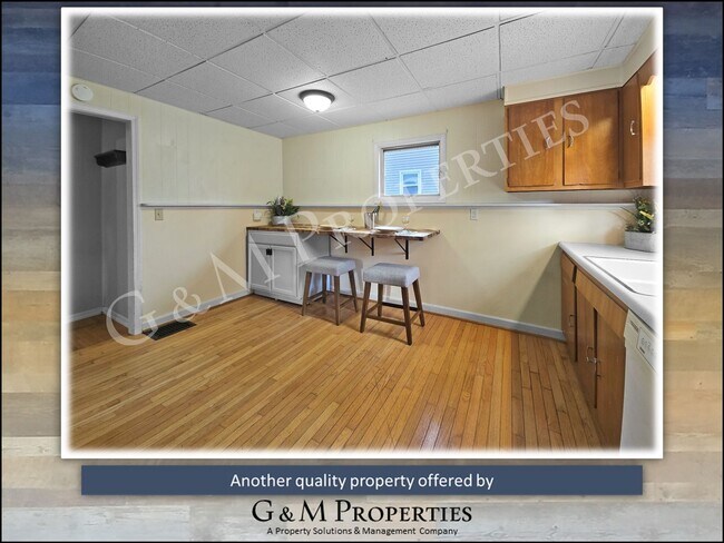 Building Photo - 139 S Main St