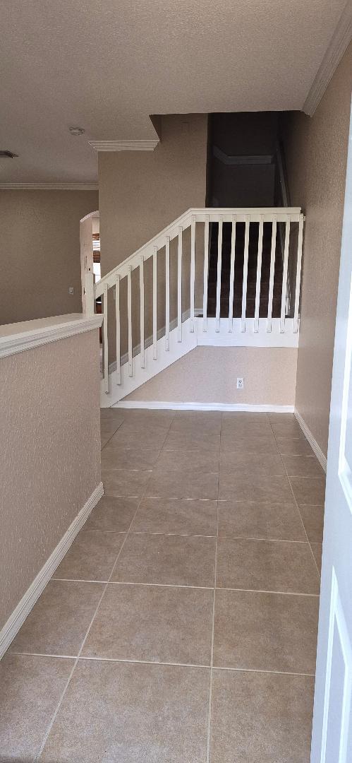 Building Photo - 175 E Bay Cedar Cir