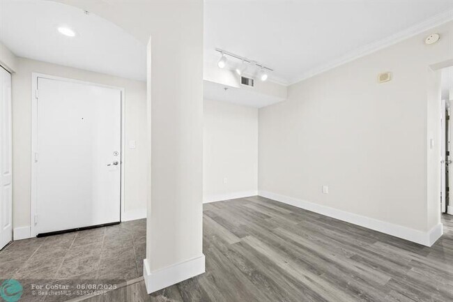 Building Photo - 110 N Federal Hwy