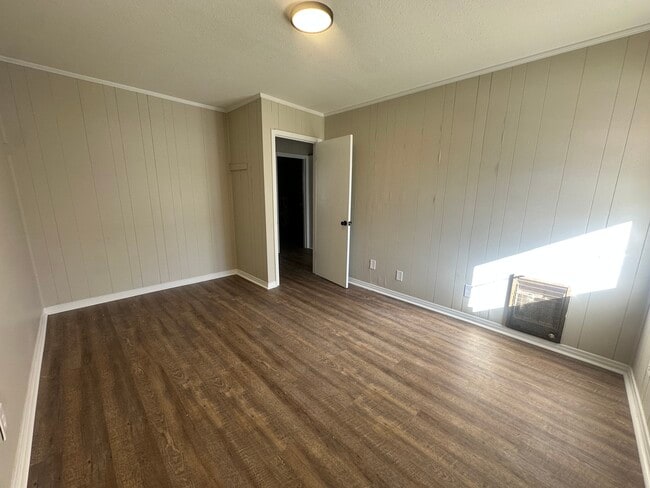 Building Photo - 1929 4th Ave N