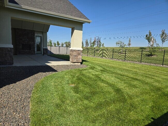 Building Photo - 5630 W Polecat Dr