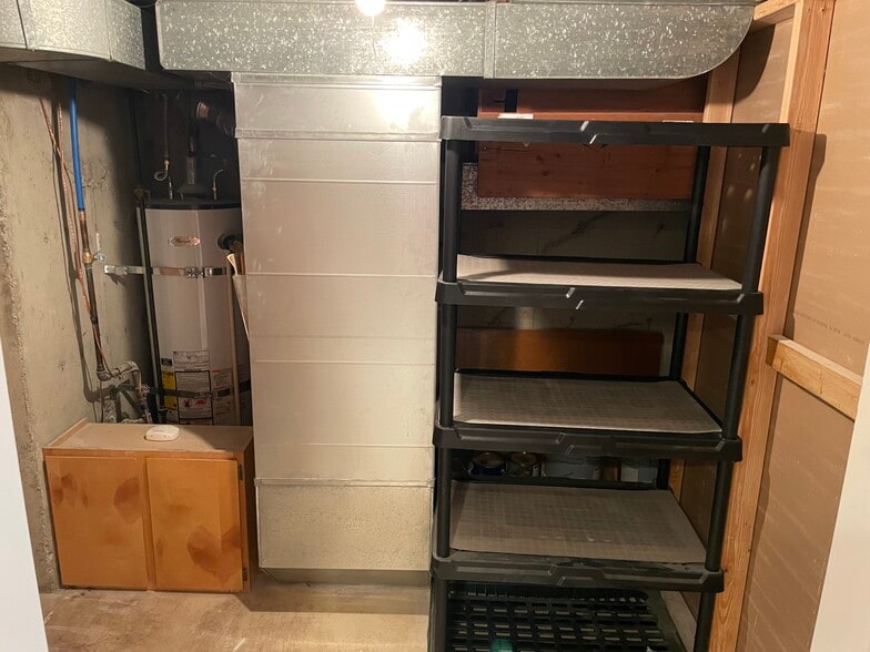 Utility Room Storage - 3011 N Stout Rd