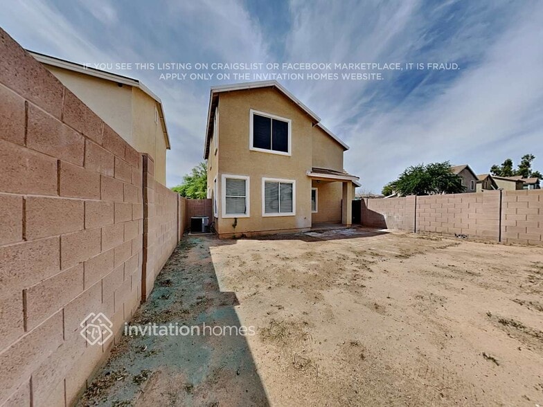 Building Photo - 1323 S 121st Ln