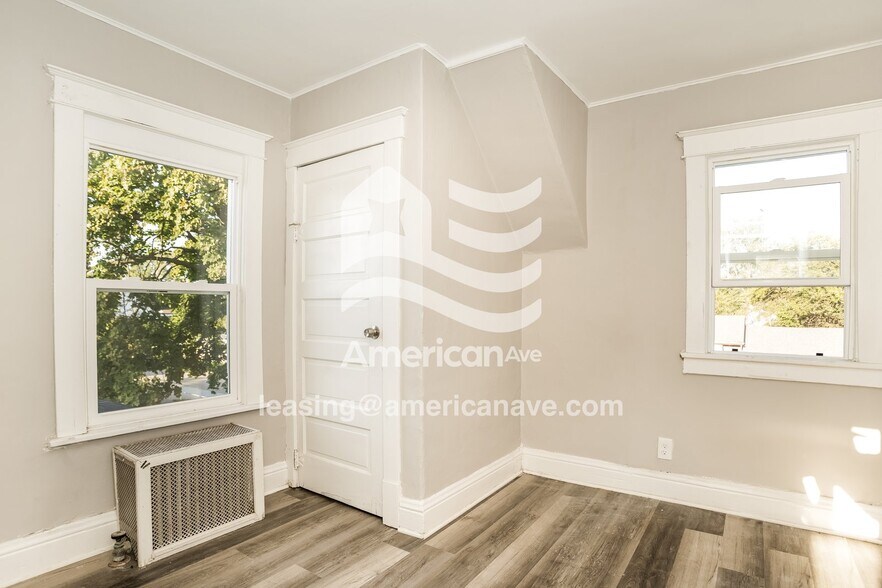 Building Photo - 25163 Pearl St