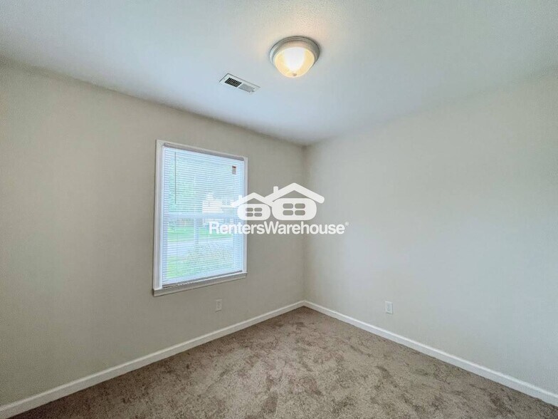 Building Photo - 1506 Wilcox Ave