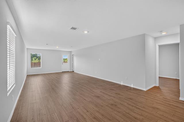 Building Photo - 1153 Northfield Dr