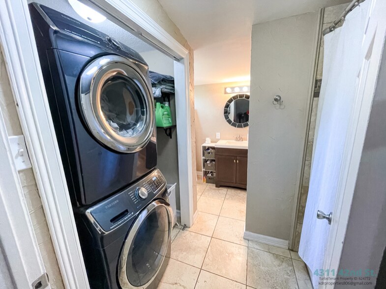 Building Photo - 4311 42nd St