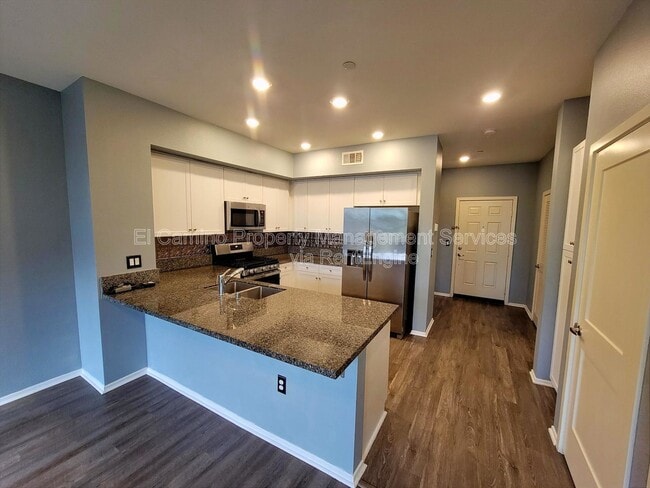 Building Photo - 10244 Artesia Blvd