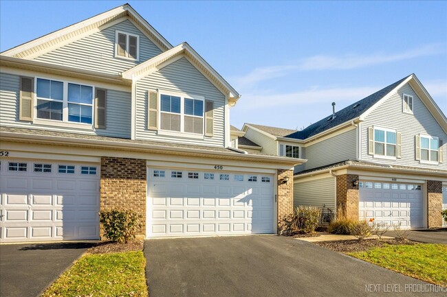 Primary Photo - 450 Majestic Ln