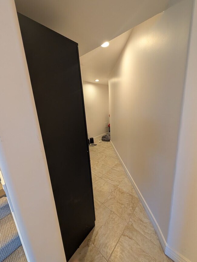 Building Photo - Beautiful 3 Bedroom Condo for Rent in Draper