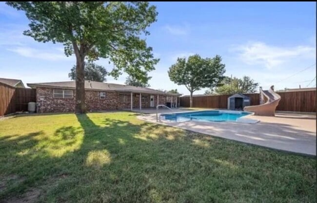 Building Photo - 508 Carrol St