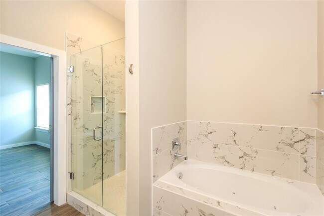 Building Photo - 11319 Paradise Out Ln