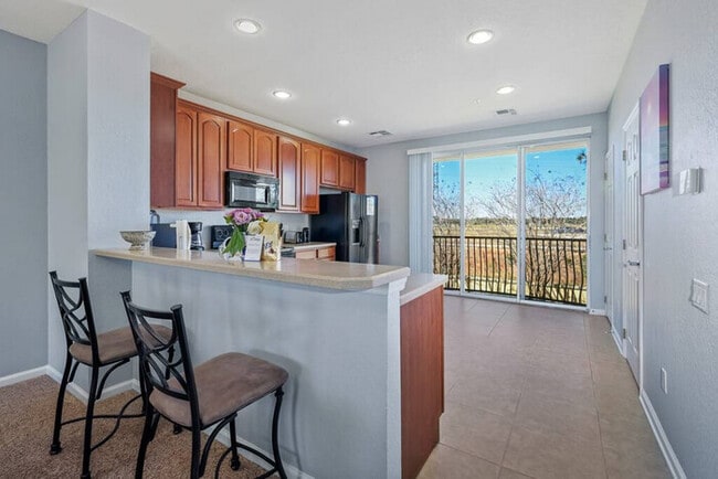 Building Photo - TH130 - Townhome near all major attractions