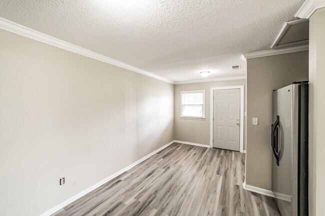 Building Photo - 5204 Grizzard Rd NW