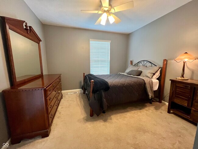 Building Photo - 14131 Stallion Ct