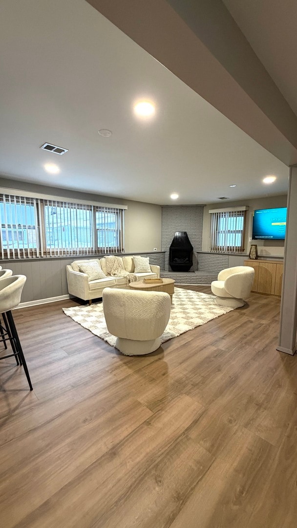 Building Photo - 9323 80th Ct