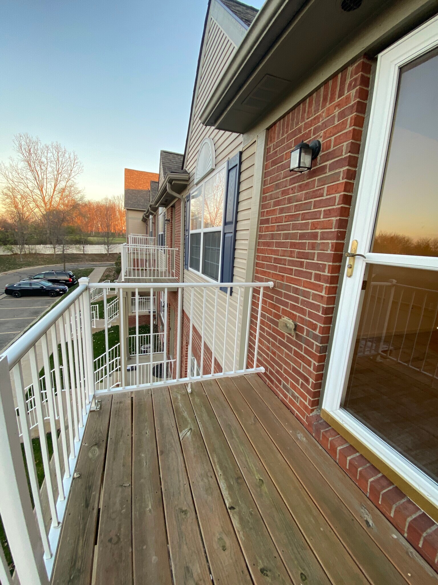 Building Photo - 2080 Cloverly Ln