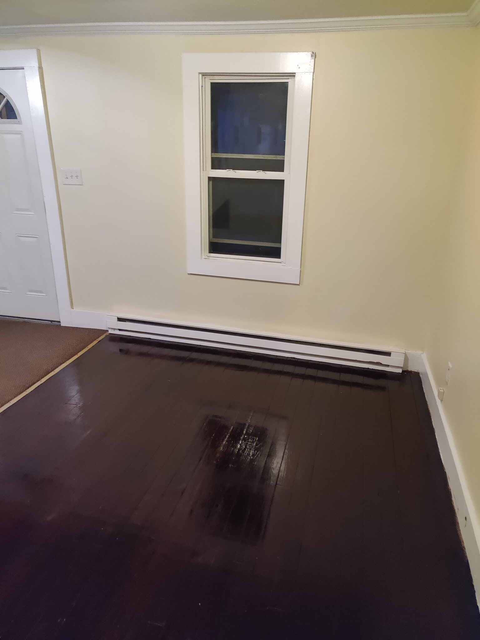 Dining room - 608 State St