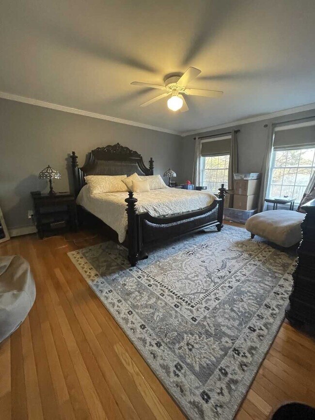 Building Photo - 125 Ridgeview Dr