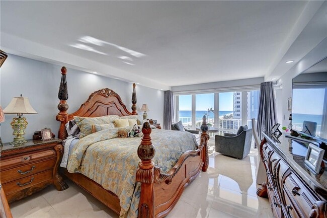 Building Photo - 4100 Galt Ocean Dr