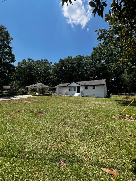 Primary Photo - 5026 Lochlain Dr