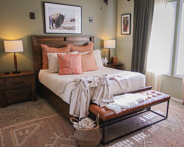 Building Photo - 5615 NE 75th Ave