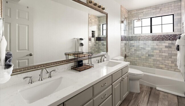 Building Photo - 11264 N 128th Pl