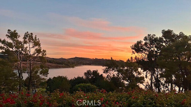 Building Photo - 401 Puddingstone Dr