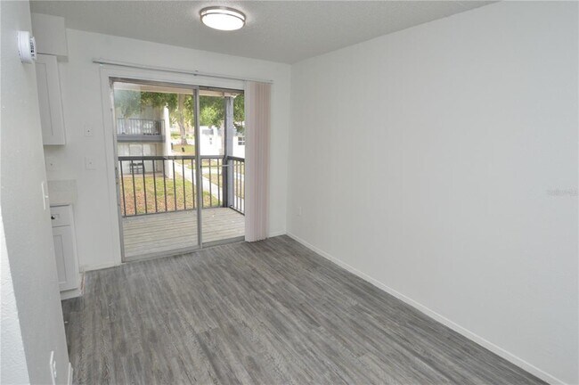 Building Photo - 5004 Castile Pl