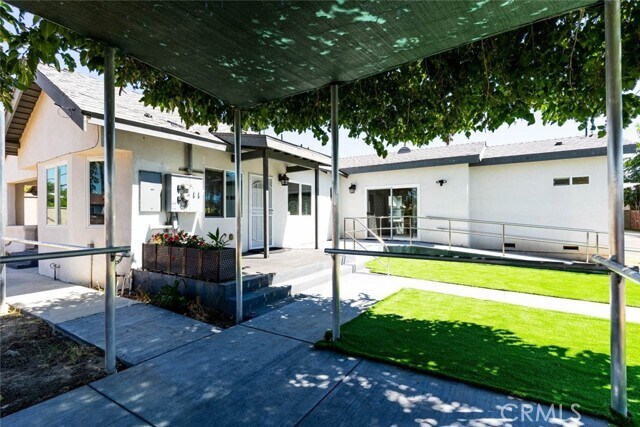 Building Photo - 7820 Fulton Ave