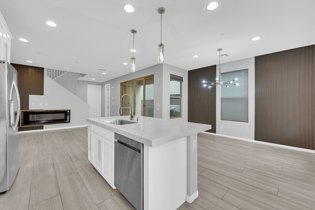 Building Photo - 11655 Redwood Mountain Ave