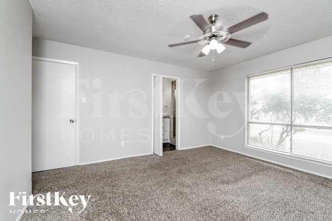 Building Photo - 1504 Terrace St