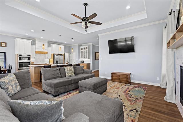 Building Photo - 2201 Norwood St