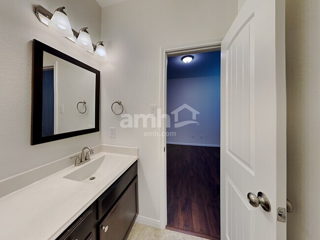Building Photo - 21614 Champagne Dr E