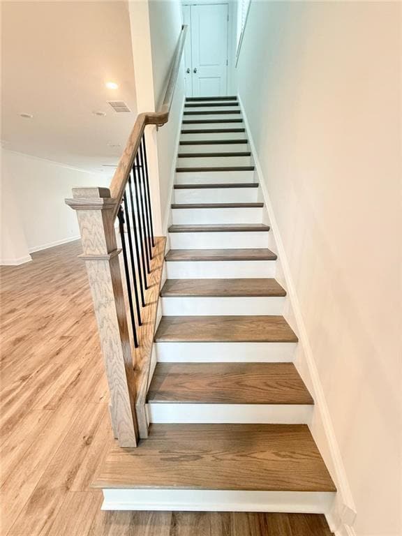 Building Photo - 506 Healy Dr
