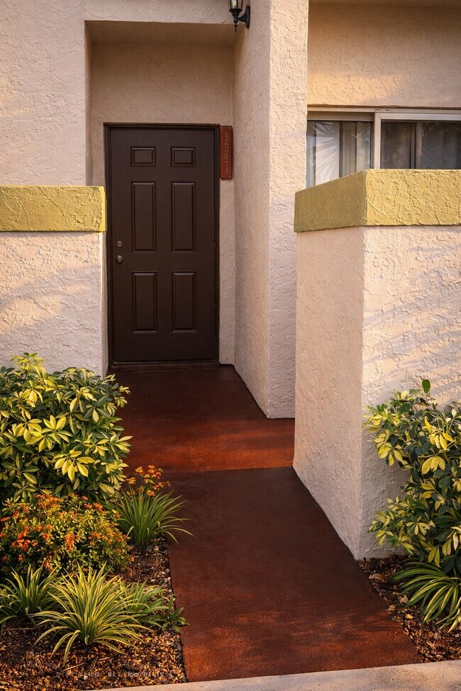 Building Photo - 3319 NW 101st Ave