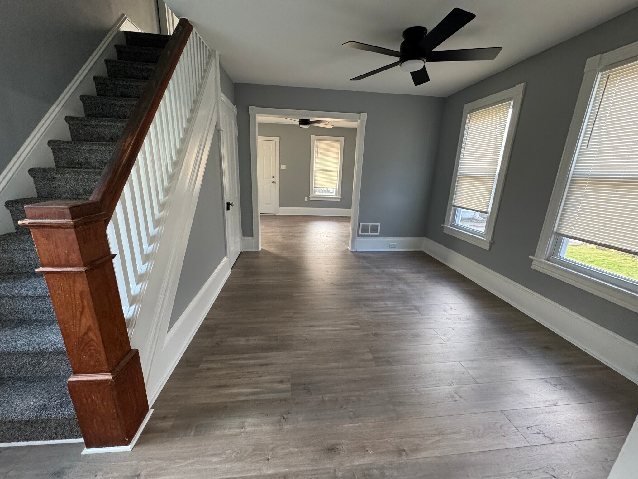 living room/dining - 205 Fair St